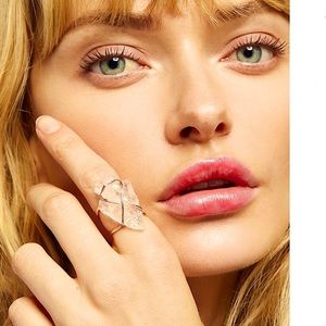 NWT Free People ✨ 14k ROSE GOLD FILLED✨Arrowhead Ring